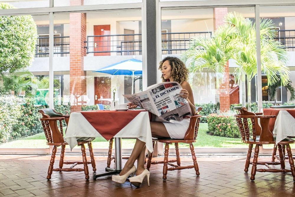 Hotel Jaragua Boca del Río Zewnętrze zdjęcie